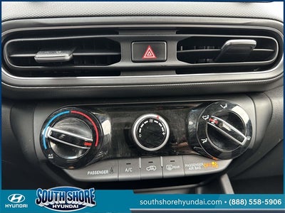 2022 Hyundai KONA SE