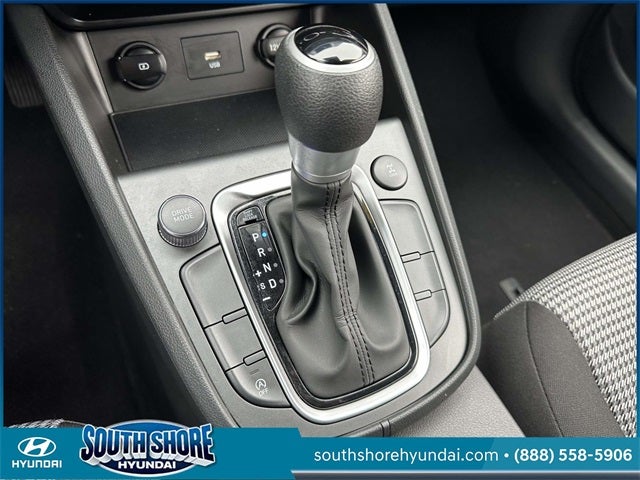 2022 Hyundai KONA SE