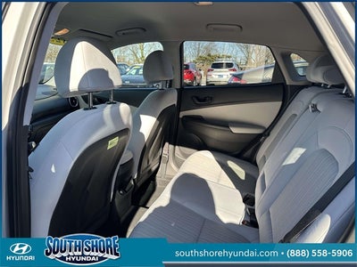 2023 Hyundai KONA SEL