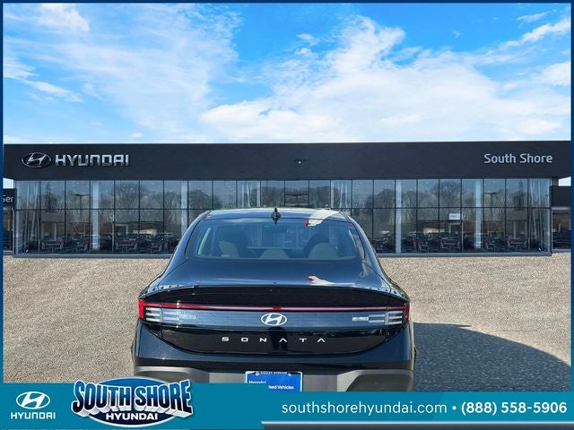 2025 Hyundai SONATA SE