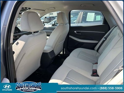 2023 Hyundai SONATA SE