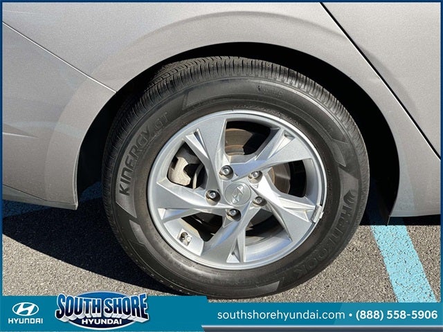 2021 Hyundai ELANTRA SE