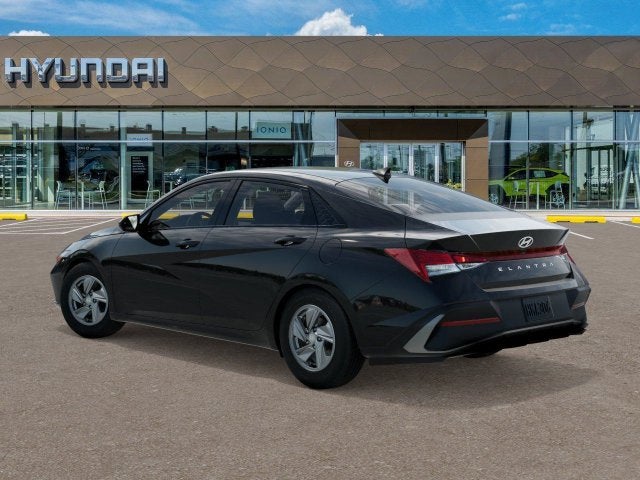2026 Hyundai ELANTRA 5