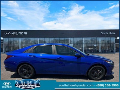 2023 Hyundai ELANTRA SEL