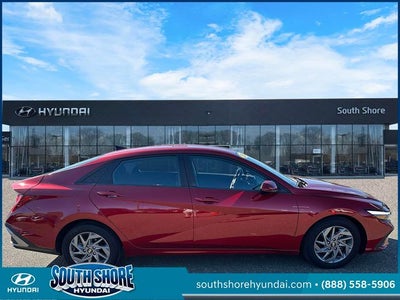 2024 Hyundai ELANTRA SEL