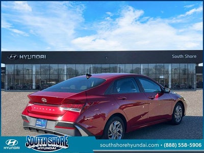 2024 Hyundai ELANTRA SEL