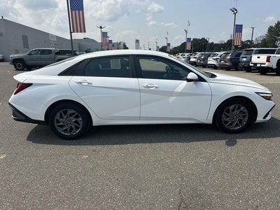 2024 Hyundai ELANTRA HYBRID Blue