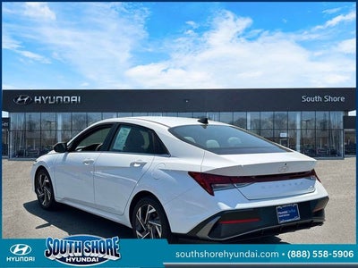 2025 Hyundai ELANTRA Limited