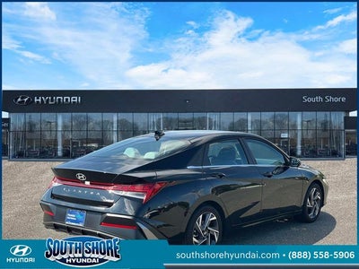 2025 Hyundai ELANTRA Limited