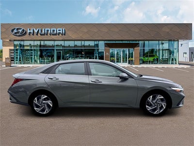2026 Hyundai ELANTRA Limited