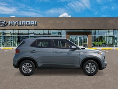2026 Hyundai VENUE SE