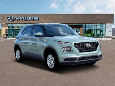 2026 Hyundai VENUE SE