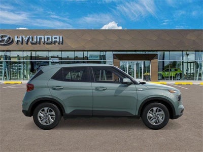 2026 Hyundai VENUE SE