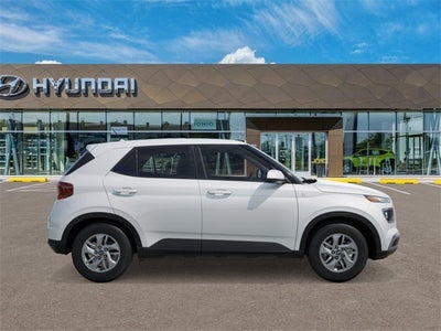 2026 Hyundai VENUE SE