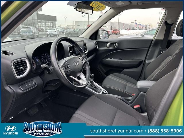 2022 Hyundai VENUE SEL