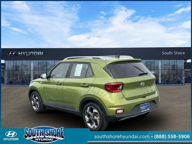 2022 Hyundai VENUE SEL