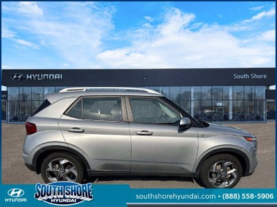 2024 Hyundai VENUE SEL