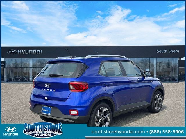2025 Hyundai VENUE SEL