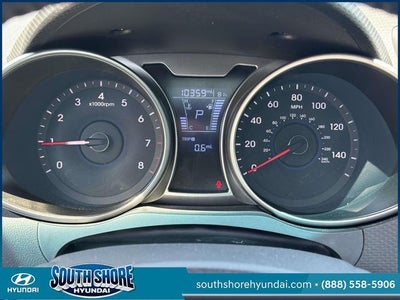 2016 Hyundai VELOSTER Base
