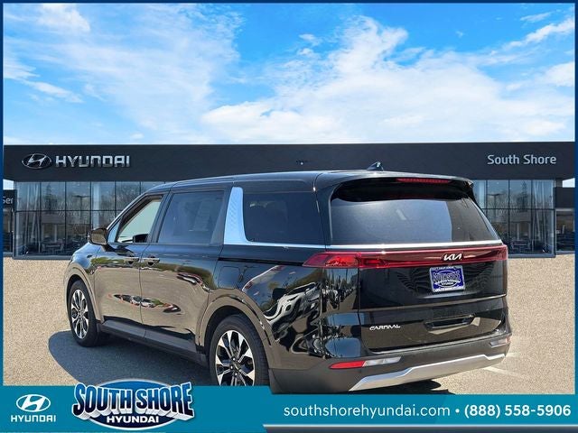 2024 Kia Carnival EX